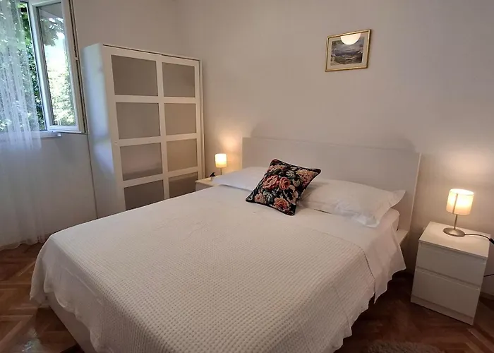 Guest House Riverside