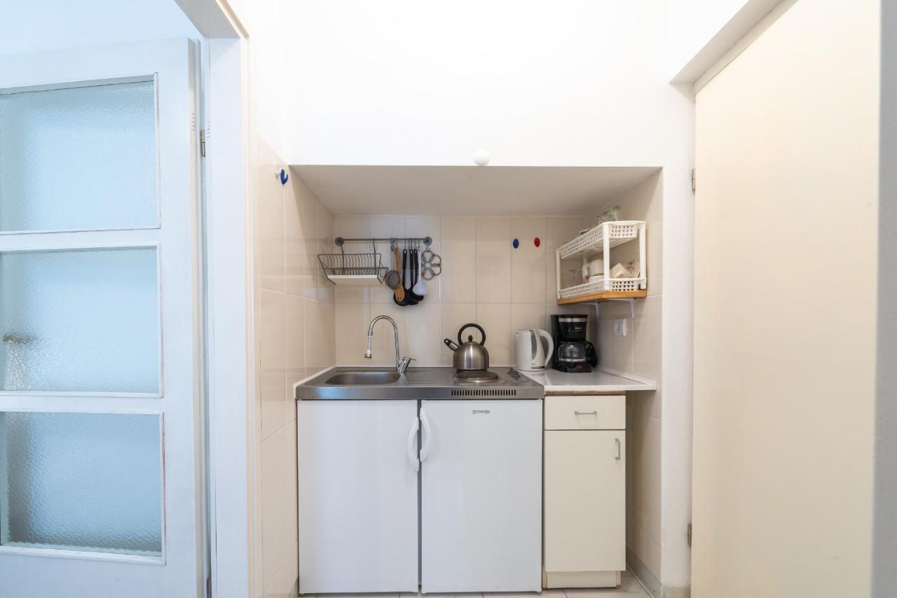Riverside Apartment *